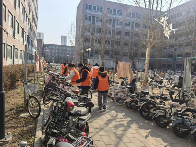 国际教育合作学院开展志愿服务活动